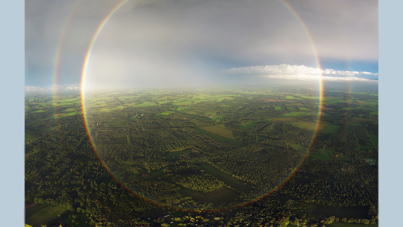 full rainbow