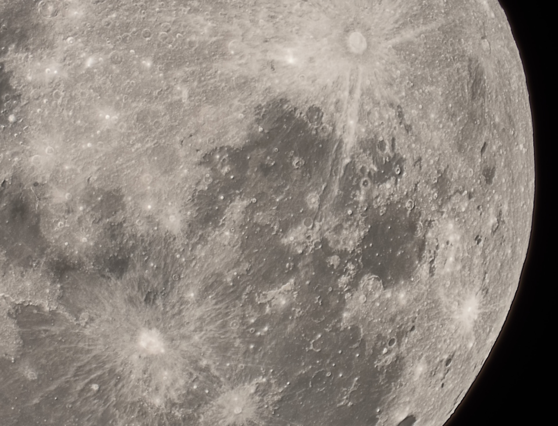 moon's craters